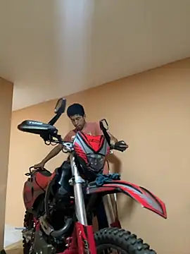 Snapshot of Alexander9827 chatting on 12.01.25 Alexander9827 online show from 12.01.25