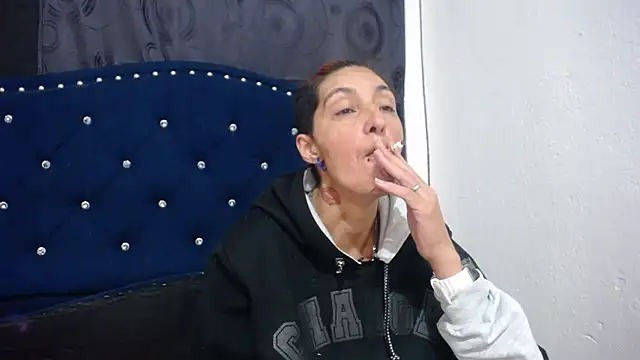 anyu1306 online show from 12.17.24