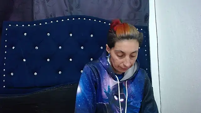 anyu1306 online show from 12.19.24