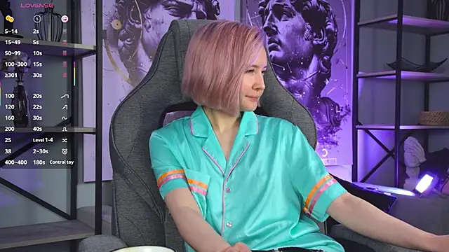 ReiYosimoto online show from 11.03.25