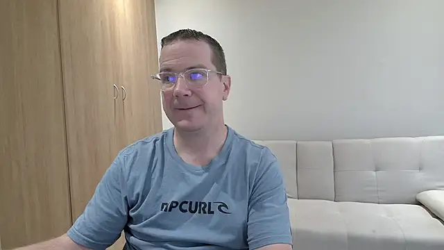 BrettJ81 online show from 11.26.25