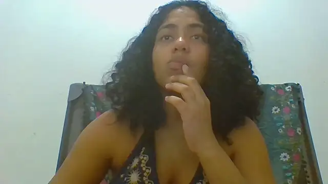 Snapshot of savanahottie chatting on 06.23.26 savanahottie online show from 06.23.26