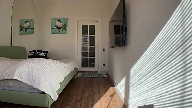 Snapshot of Aliceimhorny chatting on 03.23.25 Aliceimhorny online show from 03.23.25