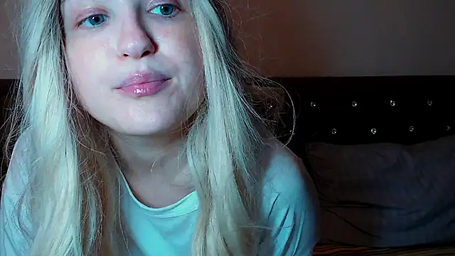 Sara4uu online show from 06.28.26
