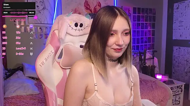 Evie Ro online show from 11.28.25