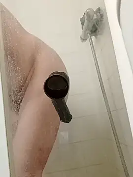 Snapshot of JOHANNA9MOI02 chatting on 03.08.25 JOHANNA9MOI02 online show from 03.08.25