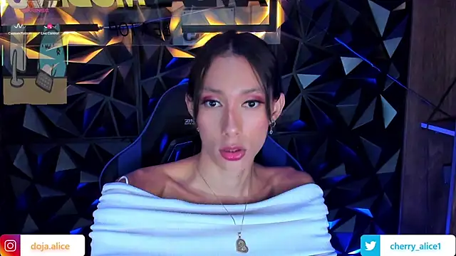 alicee salvatore online show from 02.10.26