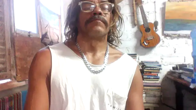 Snapshot of kvr27 chatting on 06.26.26 kvr27 online show from 06.26.26