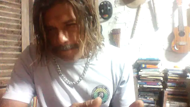 Snapshot of kvr27 chatting on 07.23.26 kvr27 online show from 07.23.26