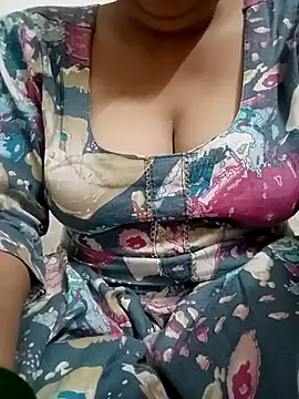 Snapshot of 09punjabi chatting on 09.08.25 09punjabi online show from 09.08.25