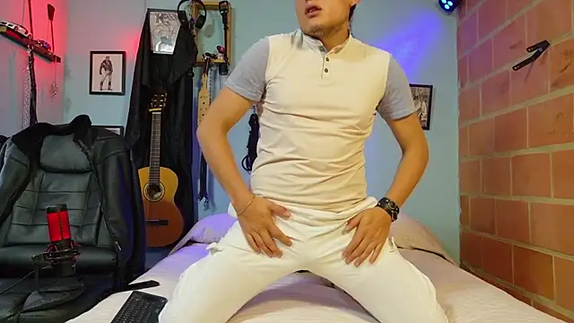 dom2travelersss online show from 06.26.26