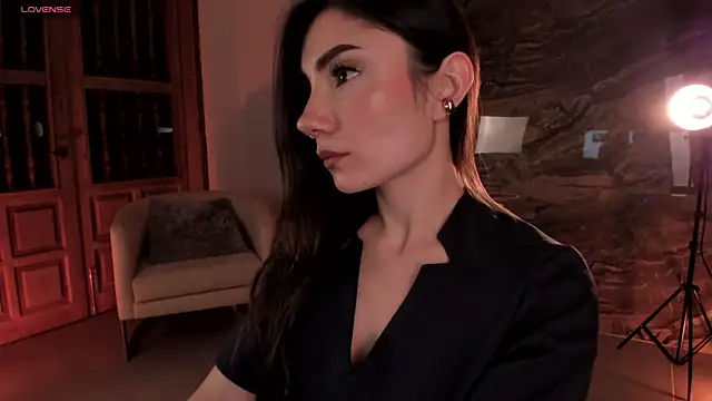 AmyArmstrong online show from 01.28.25