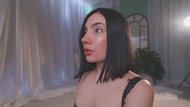 AmyArmstrong online show from 02.12.26