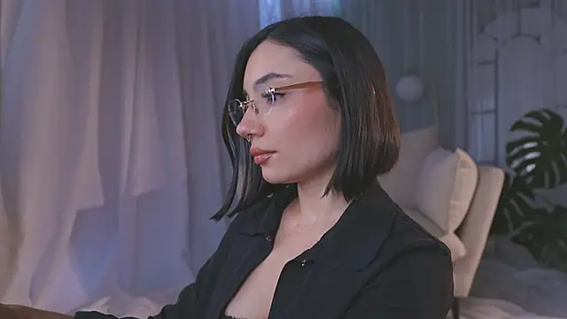 AmyArmstrong online show from 06.14.26