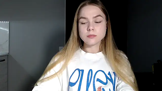 Snapshot of Sunbeam_ chatting on 03.24.26 Sunbeam online show from 03.24.26