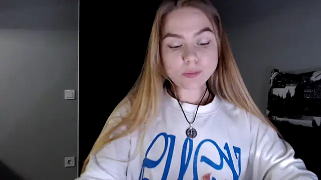 Snapshot of Sunbeam_ chatting on 04.09.26 Sunbeam online show from 04.09.26