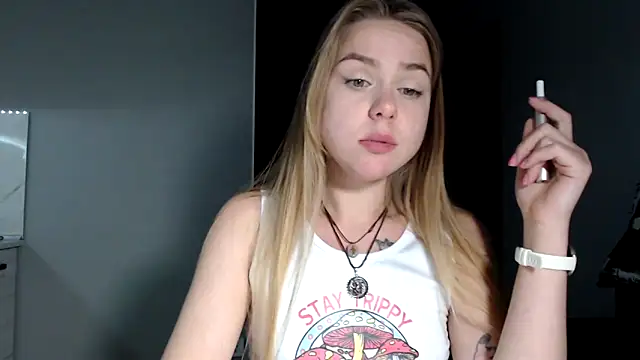 Snapshot of Sunbeam_ chatting on 05.30.26 Sunbeam online show from 05.30.26
