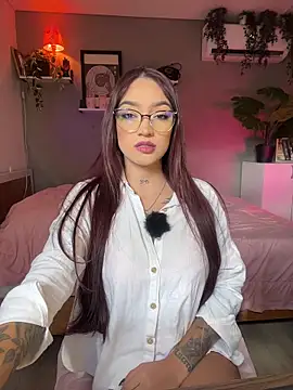 DaniDusan  online show from 11.02.25