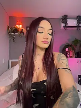 DaniDusan  online show from 11.13.25