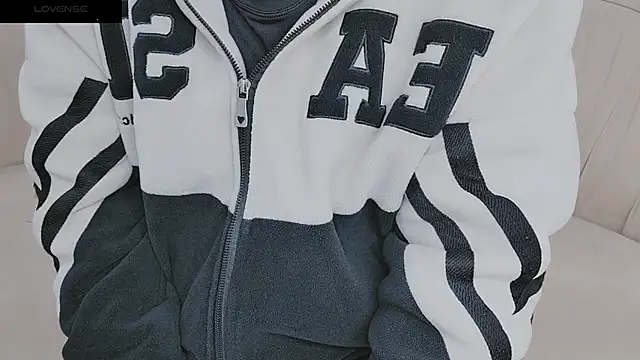 Sophie Secret online show from 12.25.24