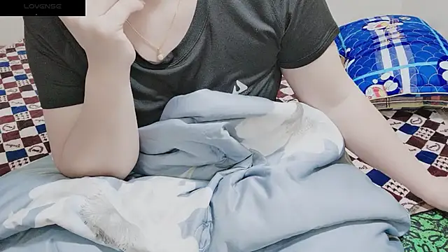 Sophie Secret online show from 02.03.25