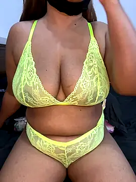 Snapshot of VINDY- chatting on 01.08.26 VINDY- online show from 01.08.26