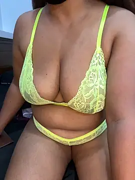 Snapshot of VINDY- chatting on 02.27.26 VINDY- online show from 02.27.26