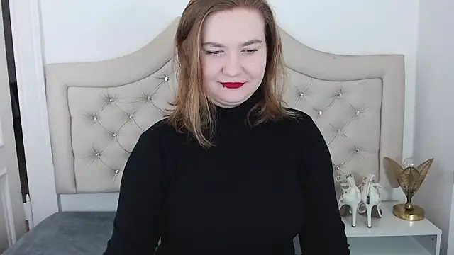 LaraDream online show from 01.07.25