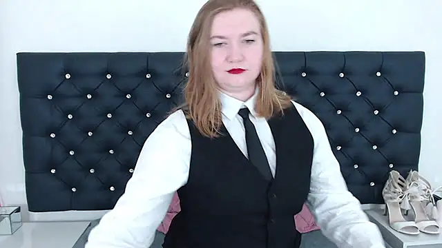 LaraDream online show from 03.07.25