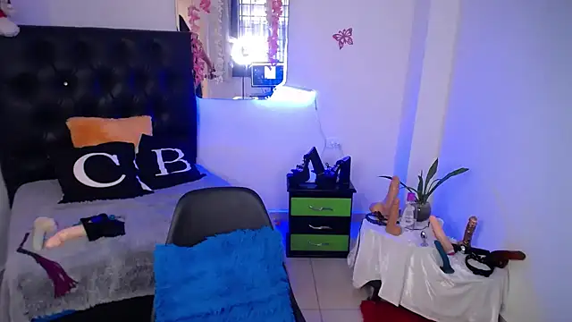 Snapshot of susan_smith18 chatting on 01.31.25 susan smith18 online show from 01.31.25