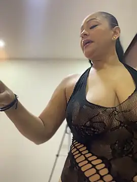 sofia xxx02 online show from 05.15.26