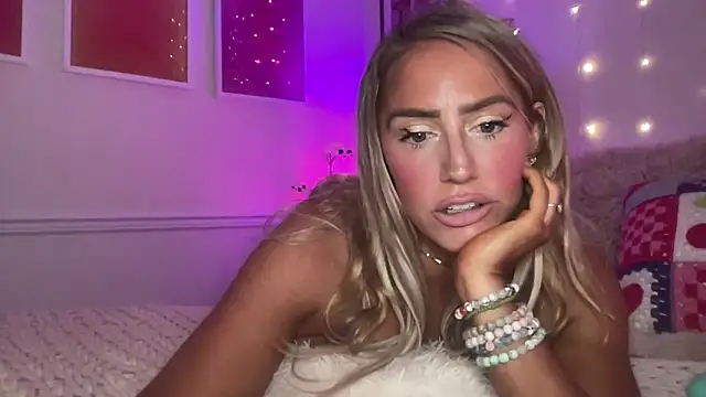 Fitnessbabe69 online show from 04.26.26
