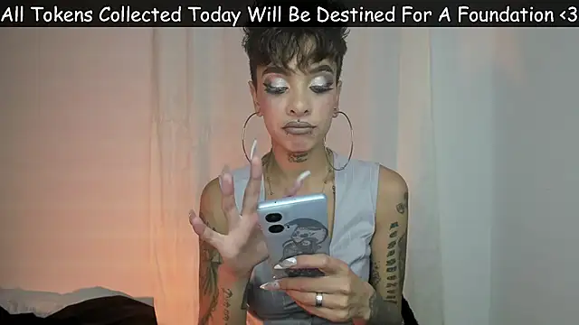 luci fer devil online show from 02.04.25