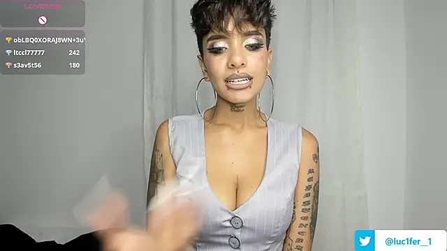 luci fer devil online show from 02.04.25