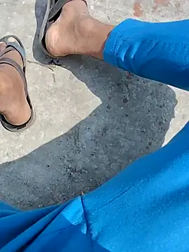 Snapshot of Kolkata___Boy chatting on 12.17.24 Kolkata Boy online show from 12.17.24