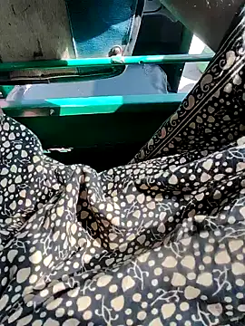 Snapshot of Kolkata___Boy chatting on 01.04.25 Kolkata Boy online show from 01.04.25