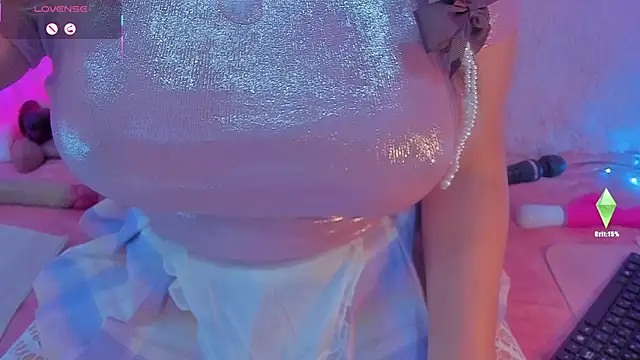 Snapshot of Blessed_Insomnia chatting on 12.21.25 Blessed Insomnia online show from 12.21.25